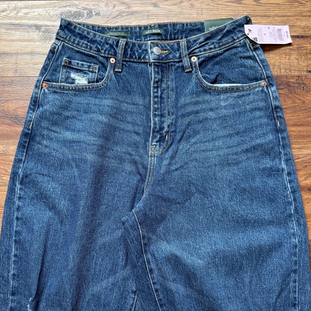 Wild Fable Women’s Baggy Super High Rise Distressed Ripped Jeans Size 8 NWT - Picture 3 of 11